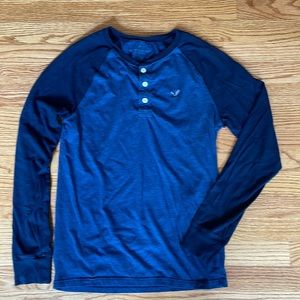 American Eagle Henley T-shirt